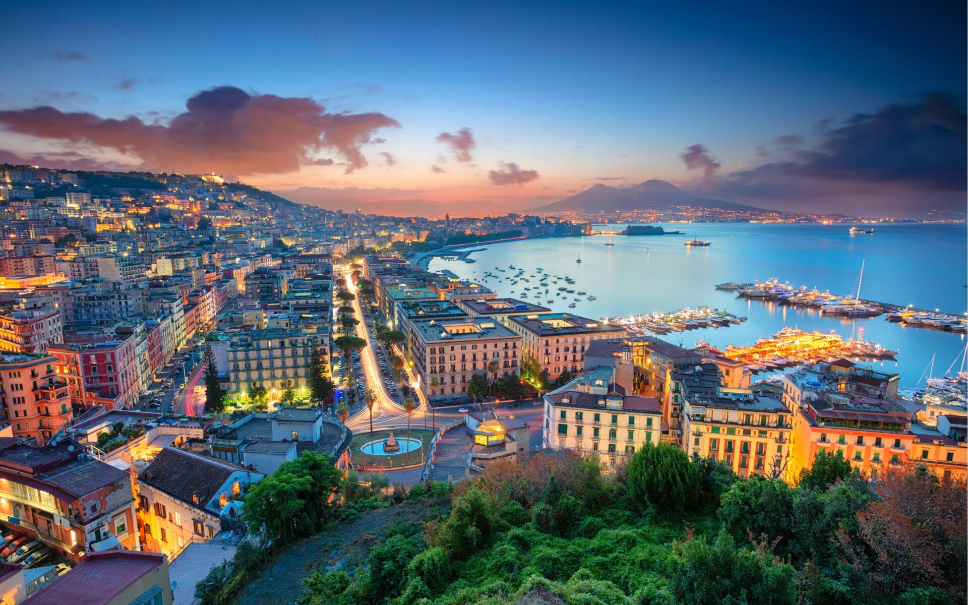 Naples Travel Guide