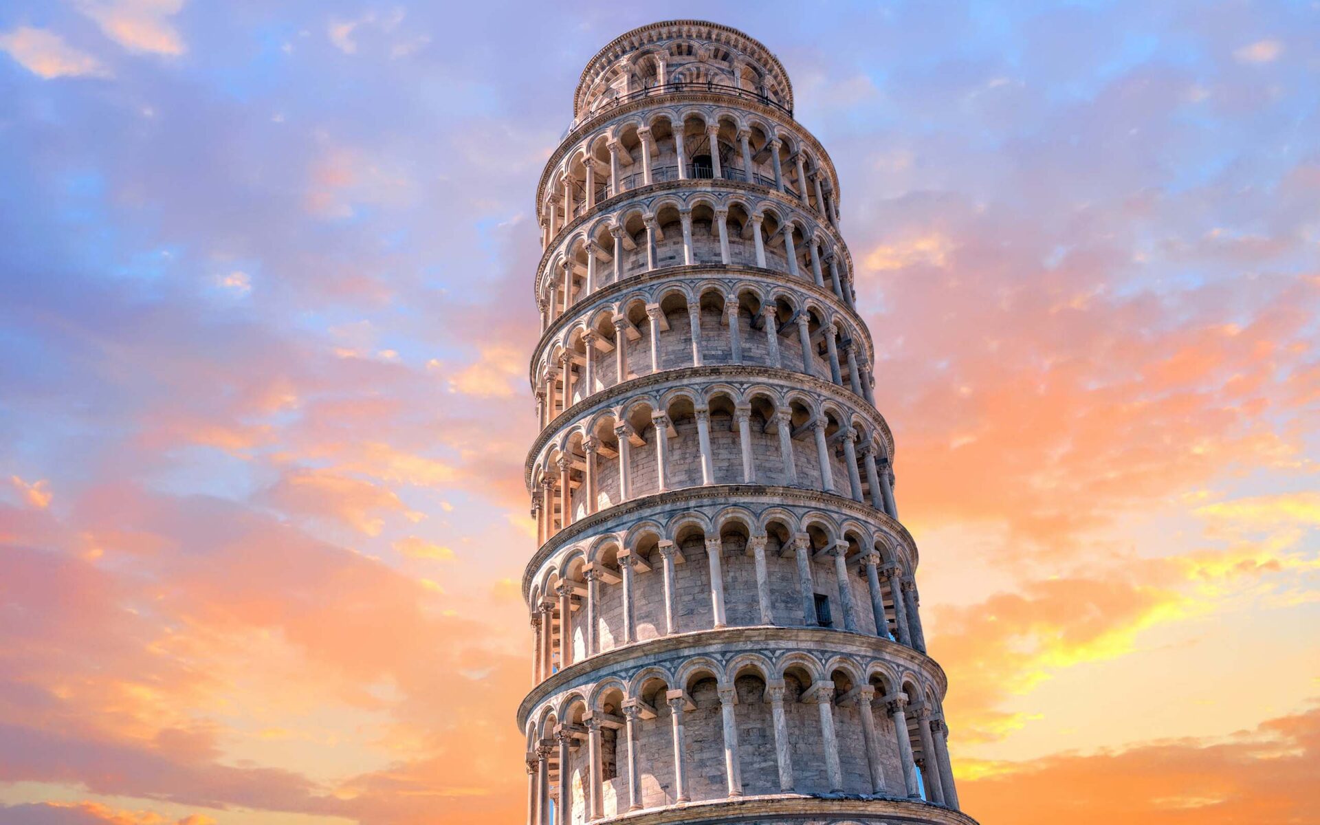 Pisa Travel Guide